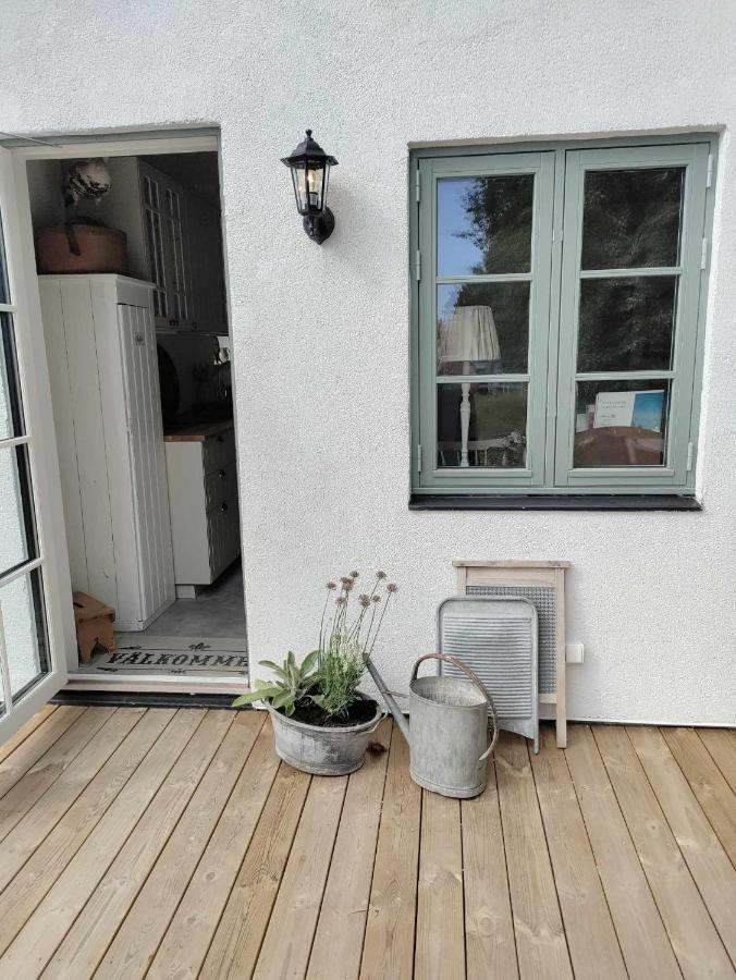 Mysigt Hus I Liten By Naera Havet 斯塔德 外观 照片
